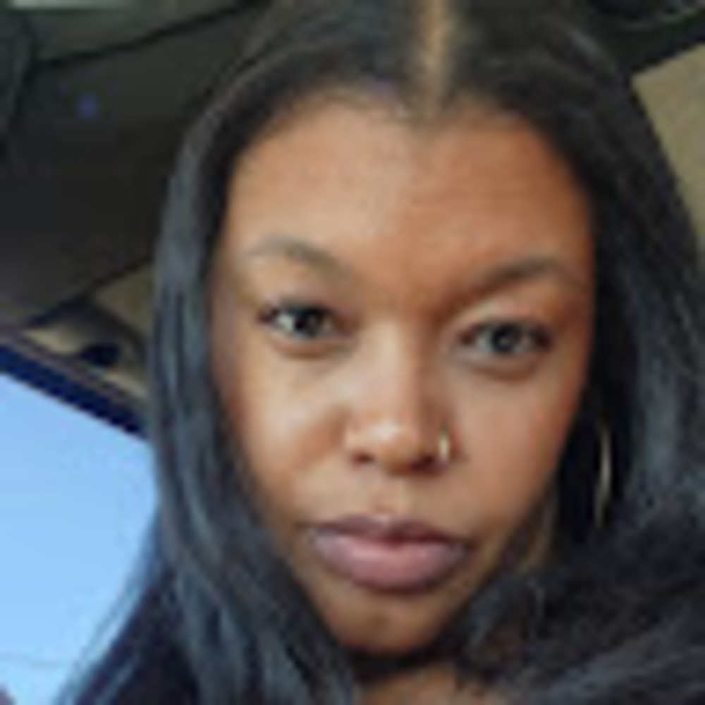 Meet your Posher, Rosalynne